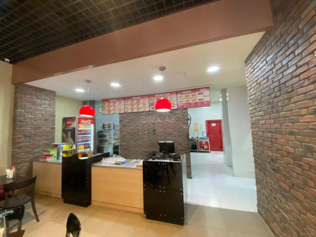 Satılır obyekt 1261 m²