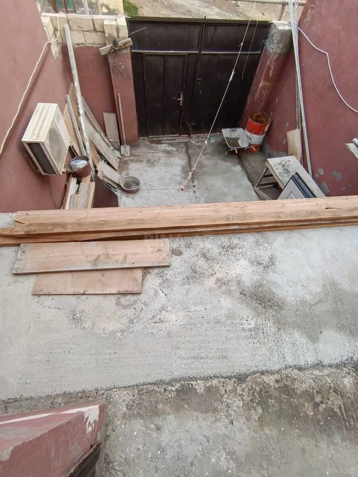 Satılır 5 otaqlı həyət evi 120 m²