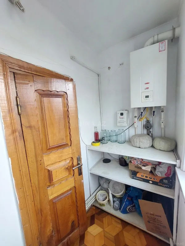 Satılır 5 otaqlı mənzil 133 m²