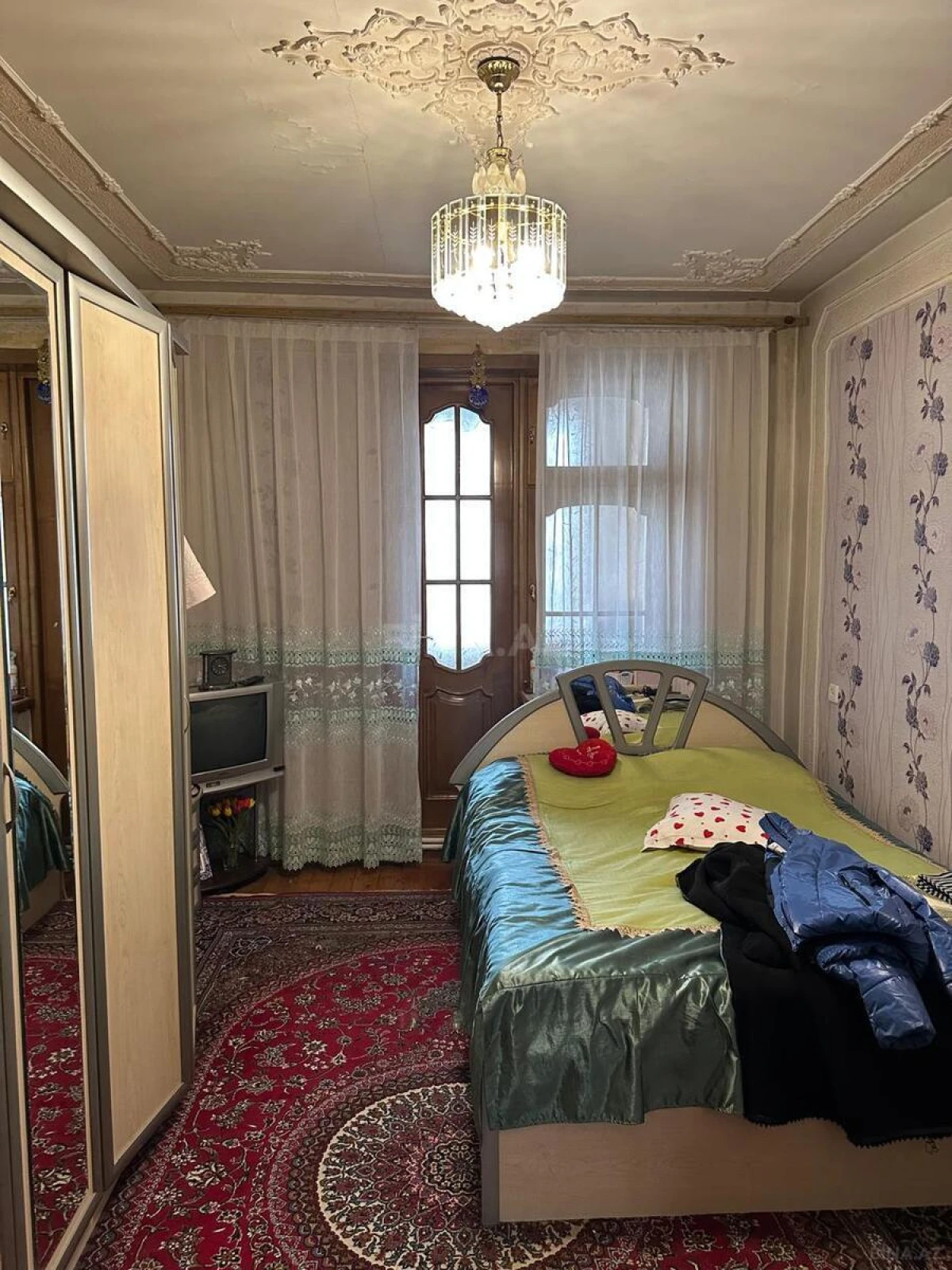 Satılır 4 otaqlı mənzil 90 m²