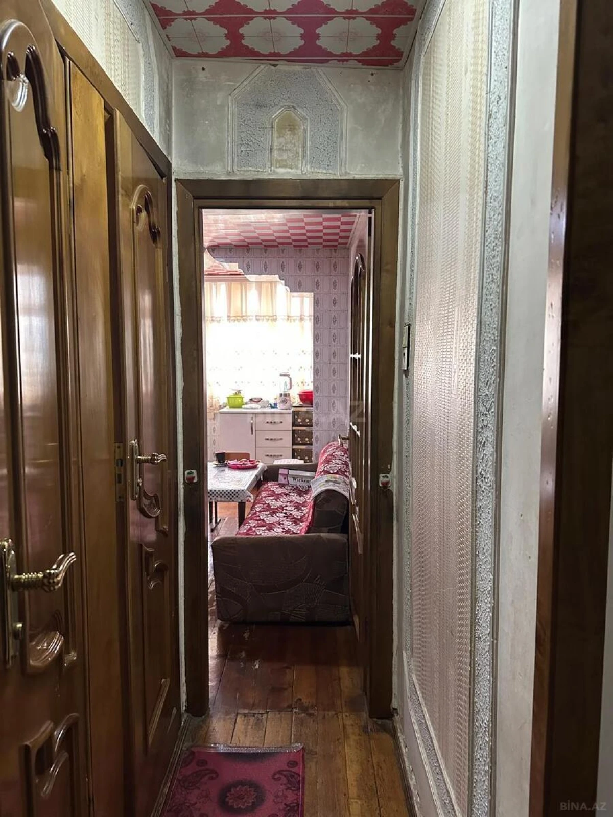 Satılır 4 otaqlı mənzil 90 m²