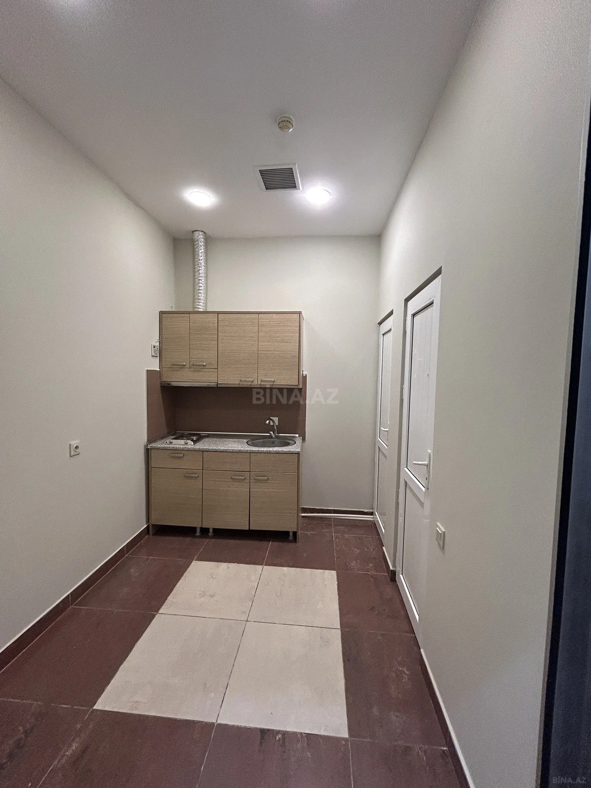 Kirayə verilir obyekt 60 m²