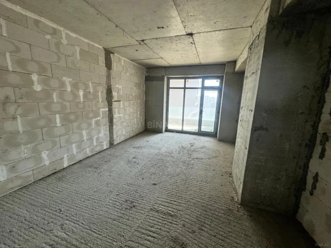 Satılır 3 otaqlı mənzil 147.5 m²