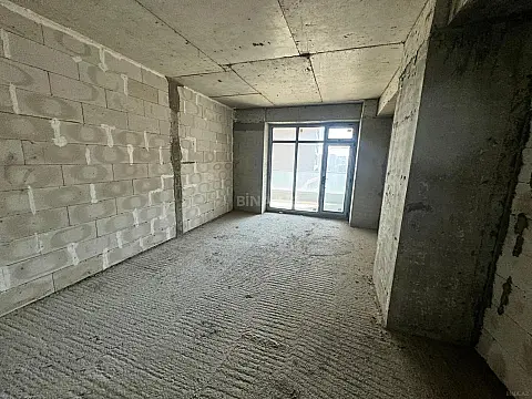 Satılır 3 otaqlı mənzil 147.5 m²
