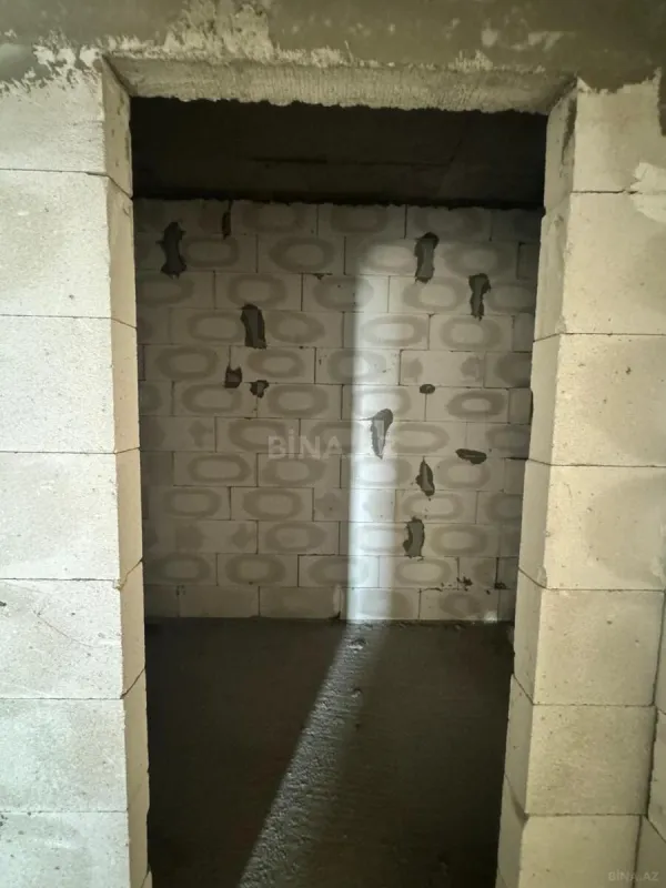 Satılır 3 otaqlı mənzil 147.5 m²