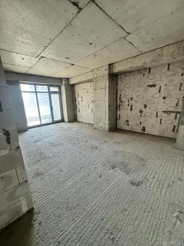 Satılır 3 otaqlı mənzil 147.5 m²