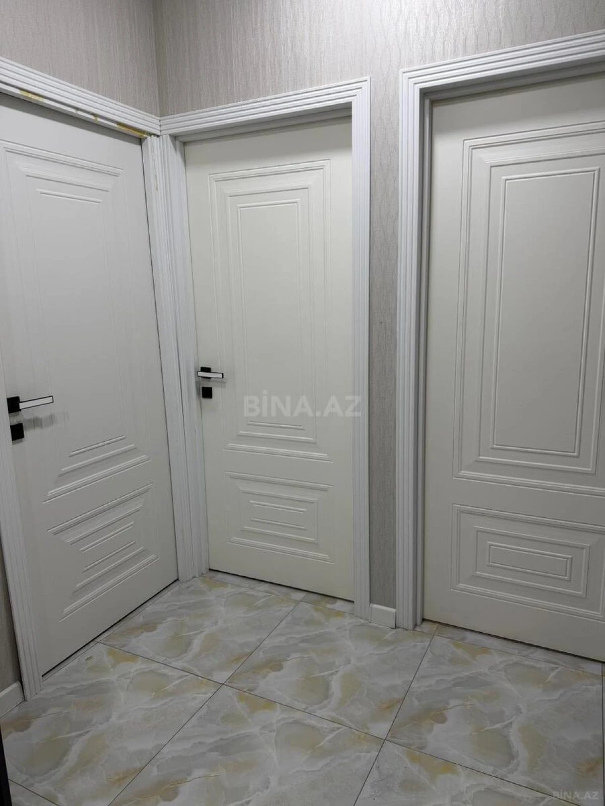 Kirayə verilir 3 otaqlı mənzil 92 m²
