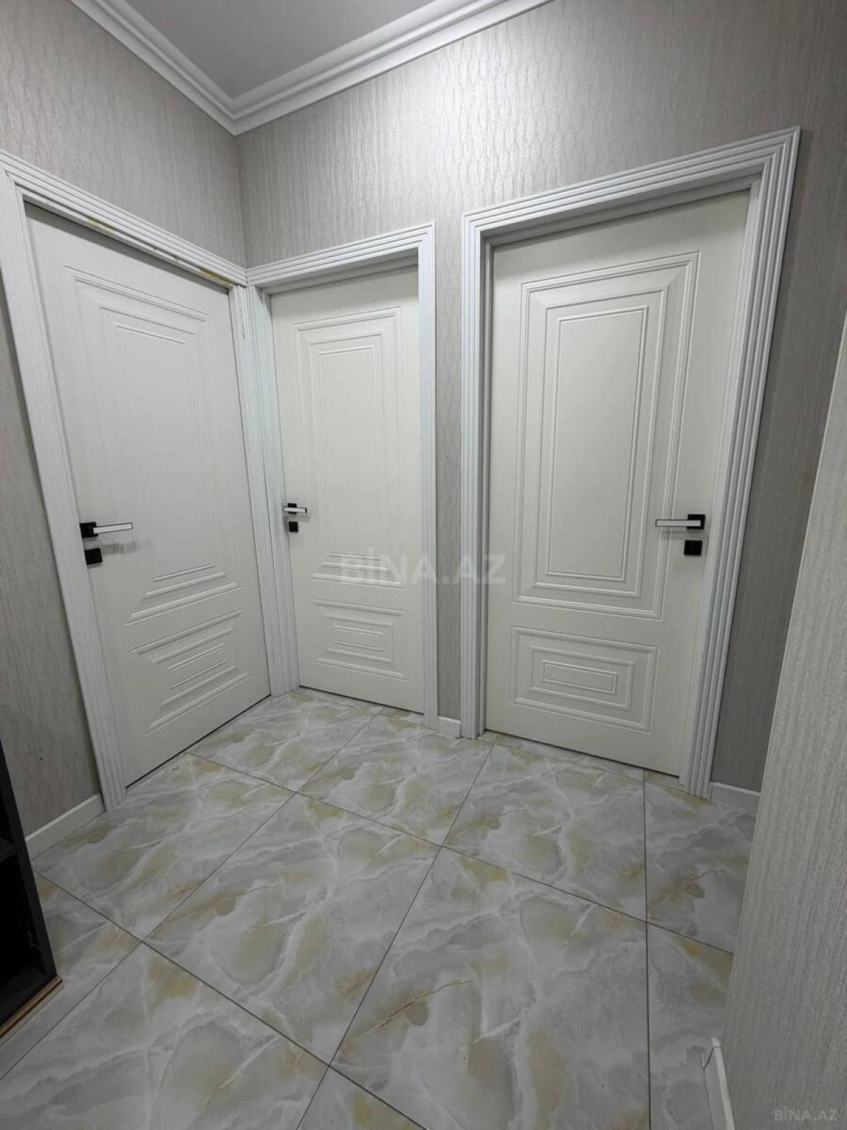 Kirayə verilir 3 otaqlı mənzil 92 m²