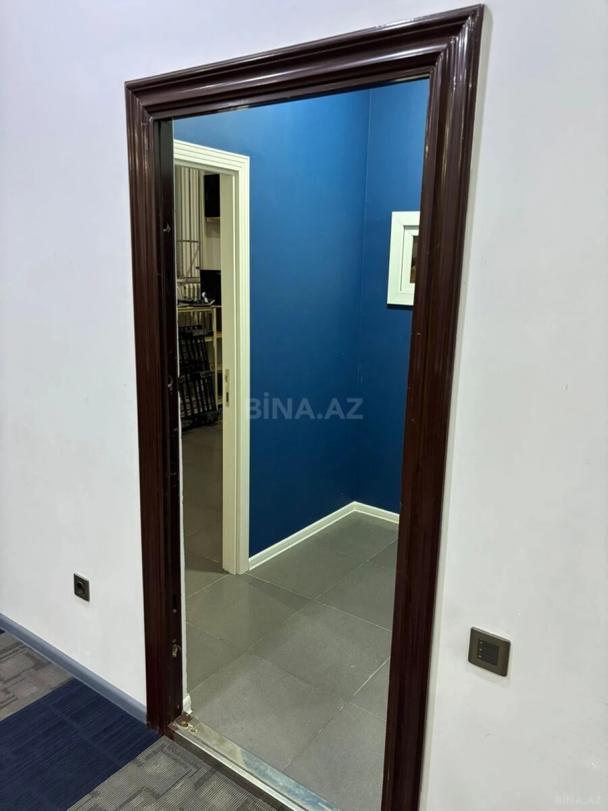 Satılır obyekt 185 m²