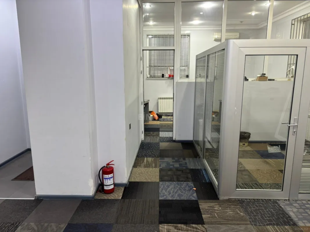 Satılır obyekt 185 m²