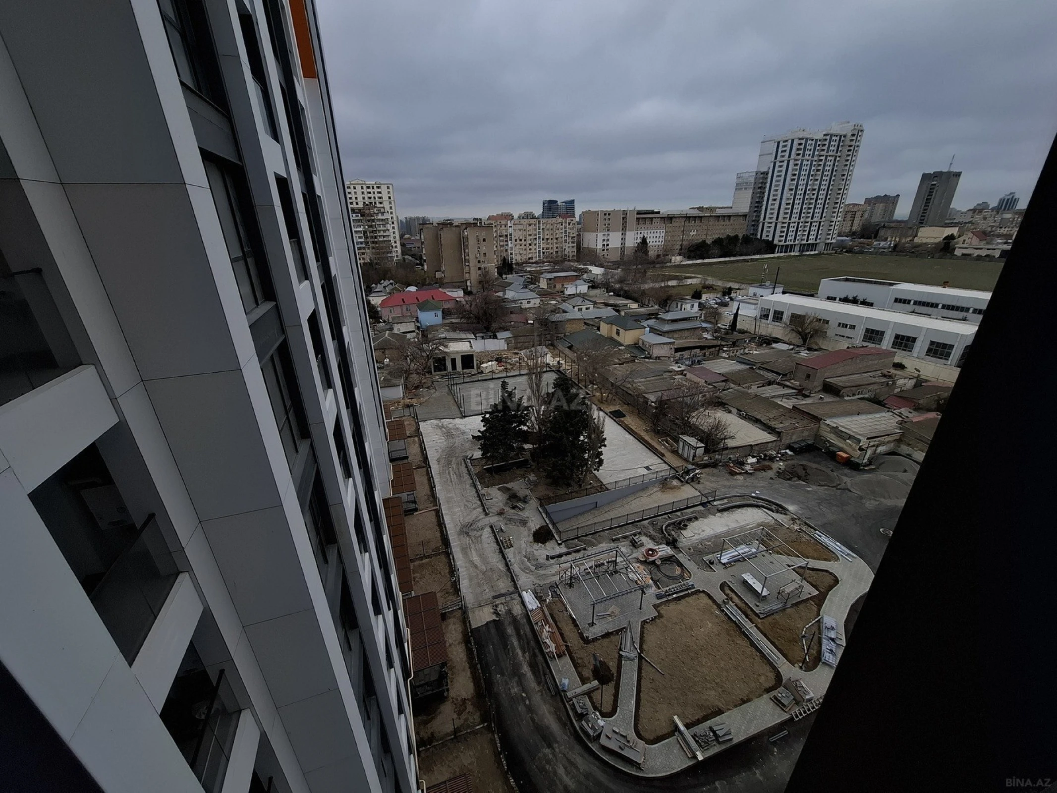 Satılır 2 otaqlı mənzil 60 m²