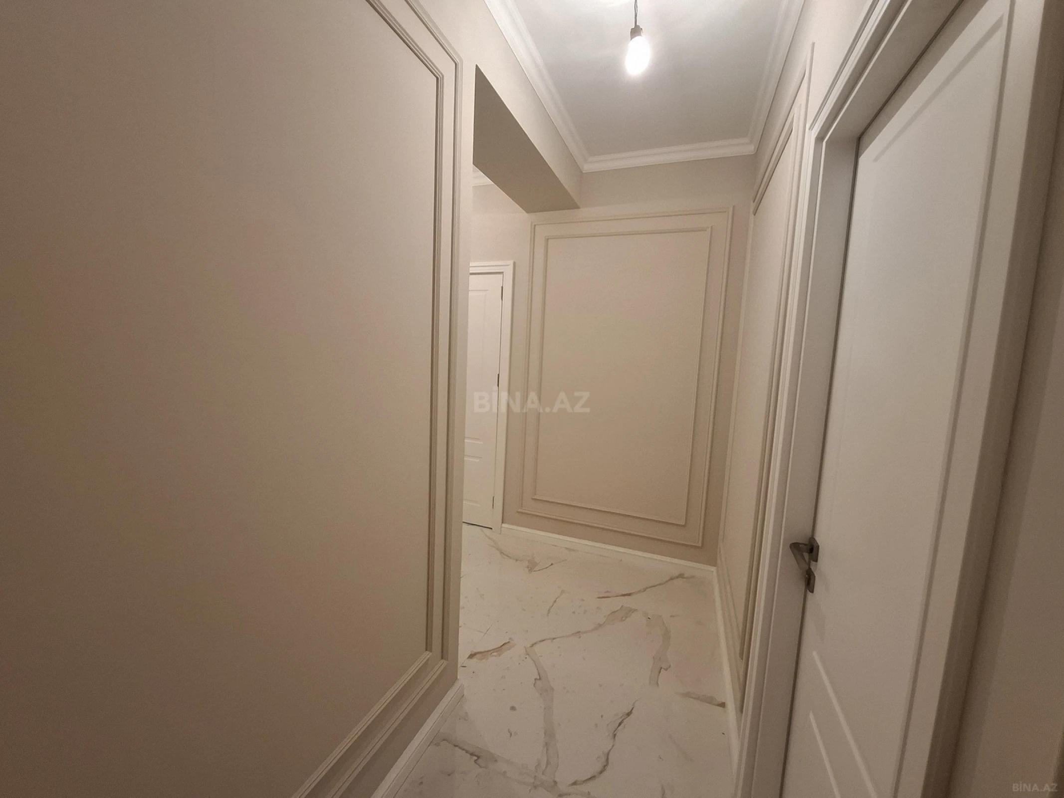 Satılır 2 otaqlı mənzil 60 m²