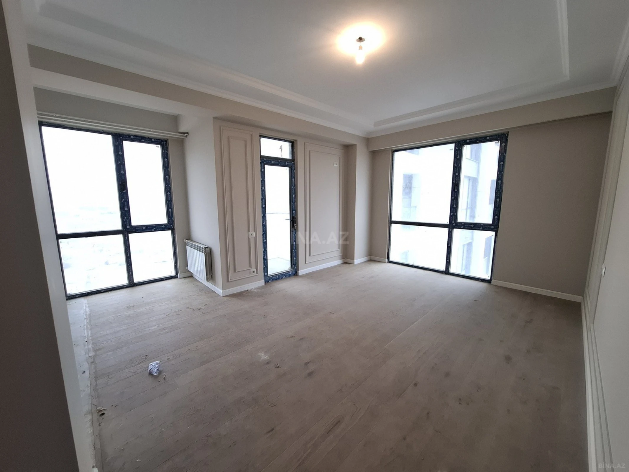 Satılır 2 otaqlı mənzil 60 m²