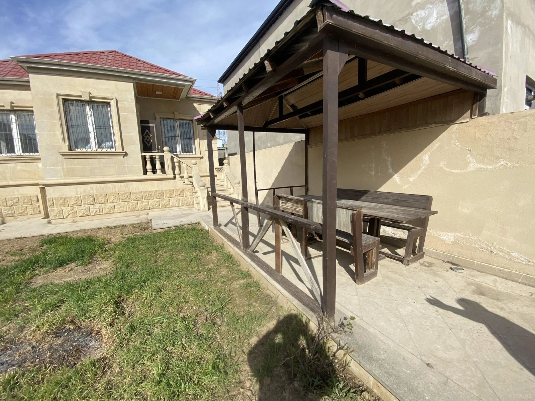 Satılır 3 otaqlı həyət evi 90 m²