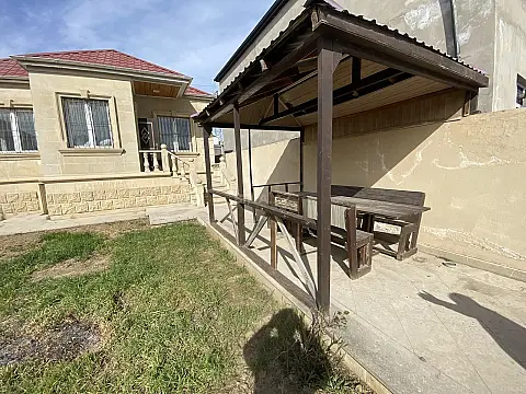 Satılır 3 otaqlı həyət evi 90 m²