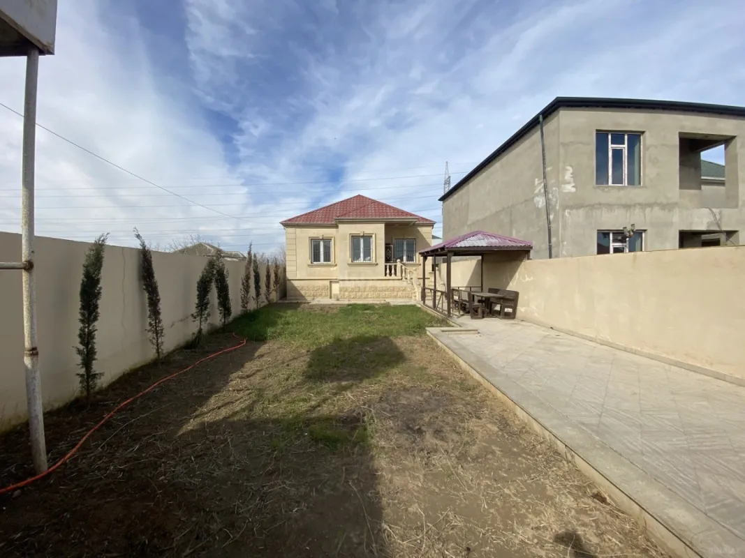 Satılır 3 otaqlı həyət evi 90 m²