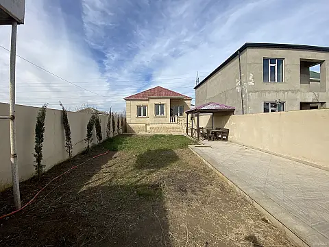 Satılır 3 otaqlı həyət evi 90 m²