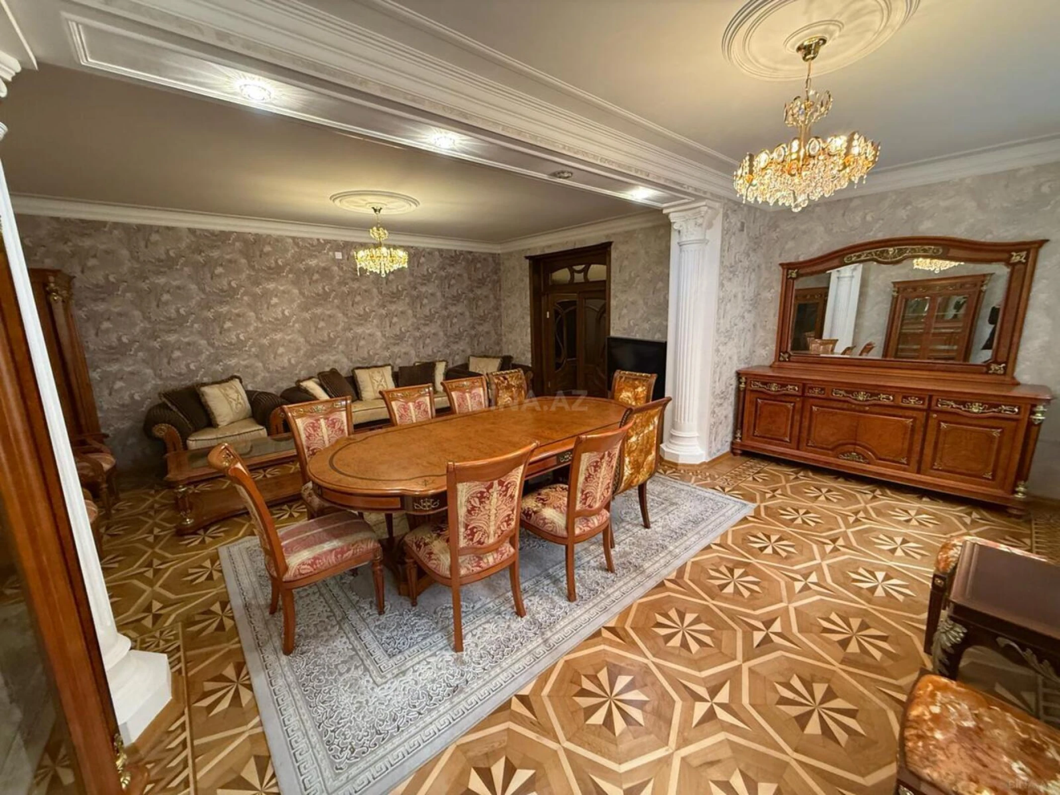 Satılır 5 otaqlı həyət evi 250 m²