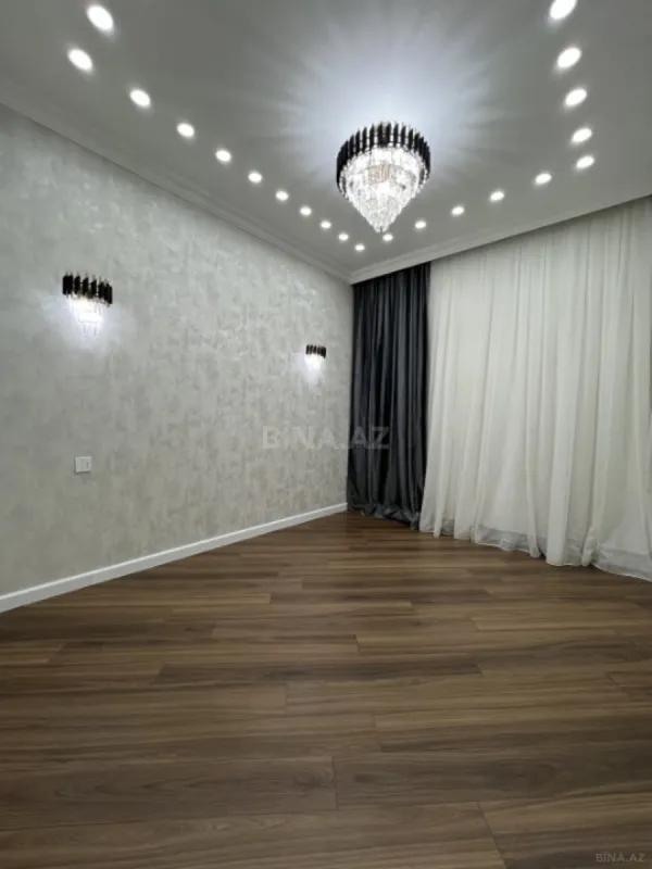 Satılır 2 otaqlı mənzil 65 m²