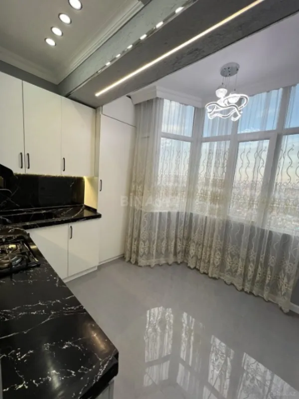 Satılır 2 otaqlı mənzil 65 m²