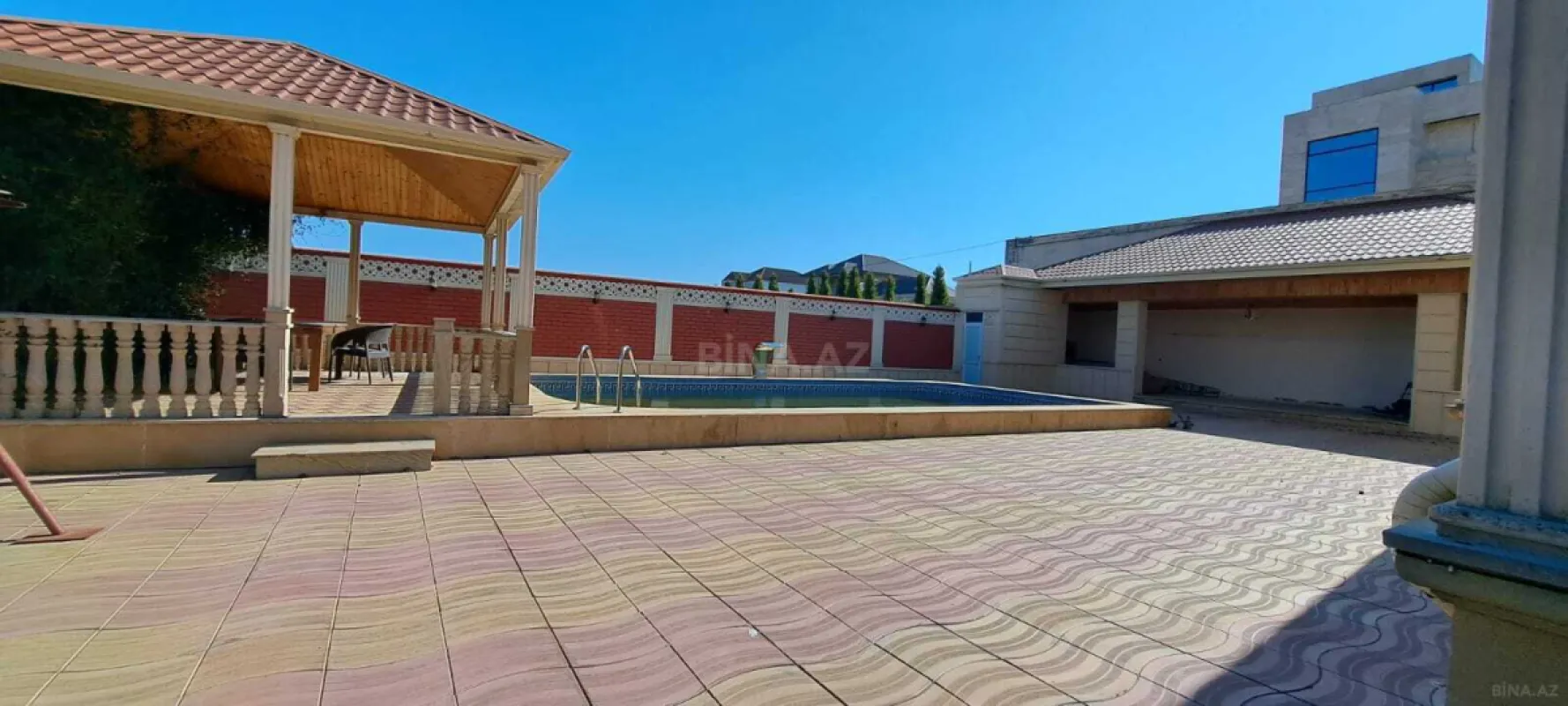 Satılır 6 otaqlı həyət evi 410 m²