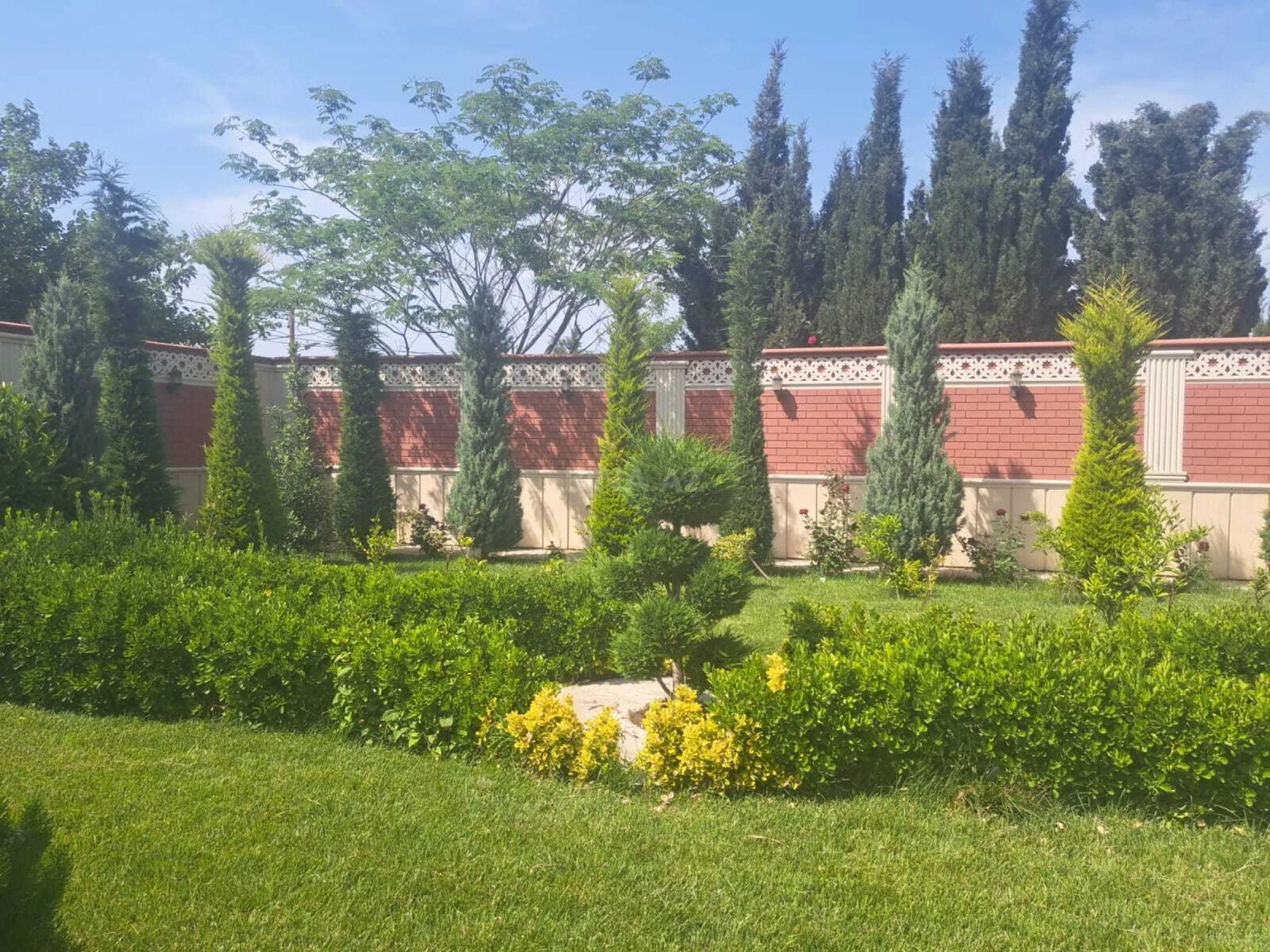 Satılır 6 otaqlı həyət evi 410 m²