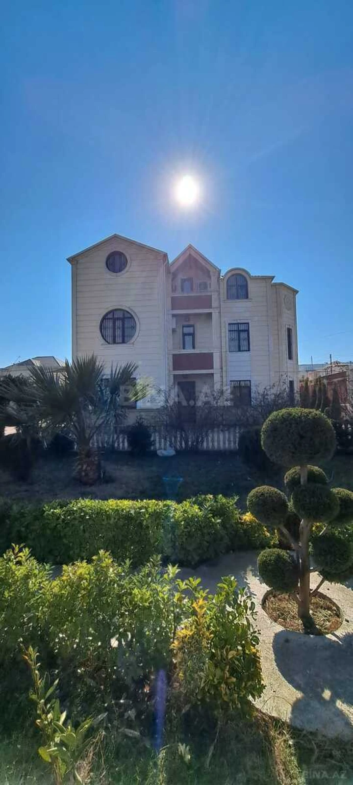 Satılır 6 otaqlı həyət evi 410 m²