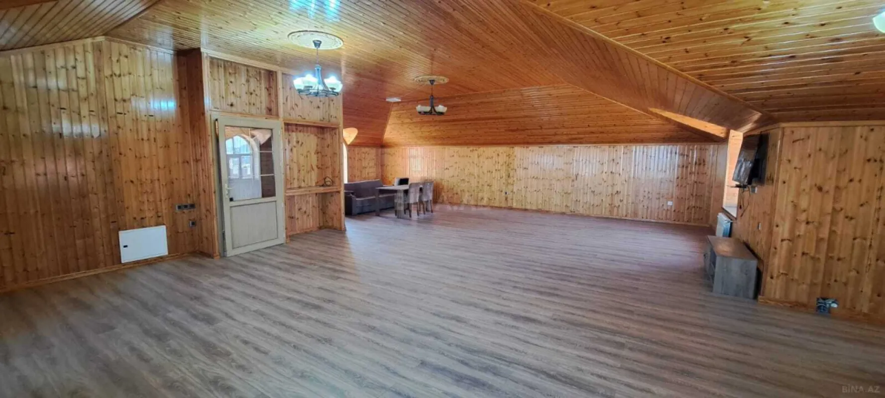 Satılır 6 otaqlı həyət evi 410 m²