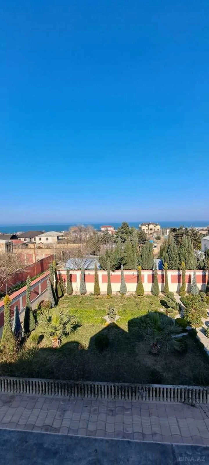 Satılır 6 otaqlı həyət evi 410 m²