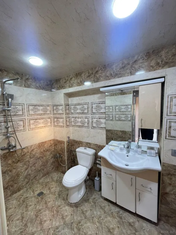 Kirayə verilir 2 otaqlı həyət evi 70 m²