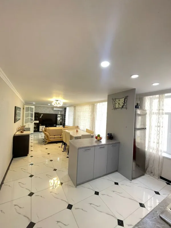 Kirayə verilir 2 otaqlı həyət evi 70 m²