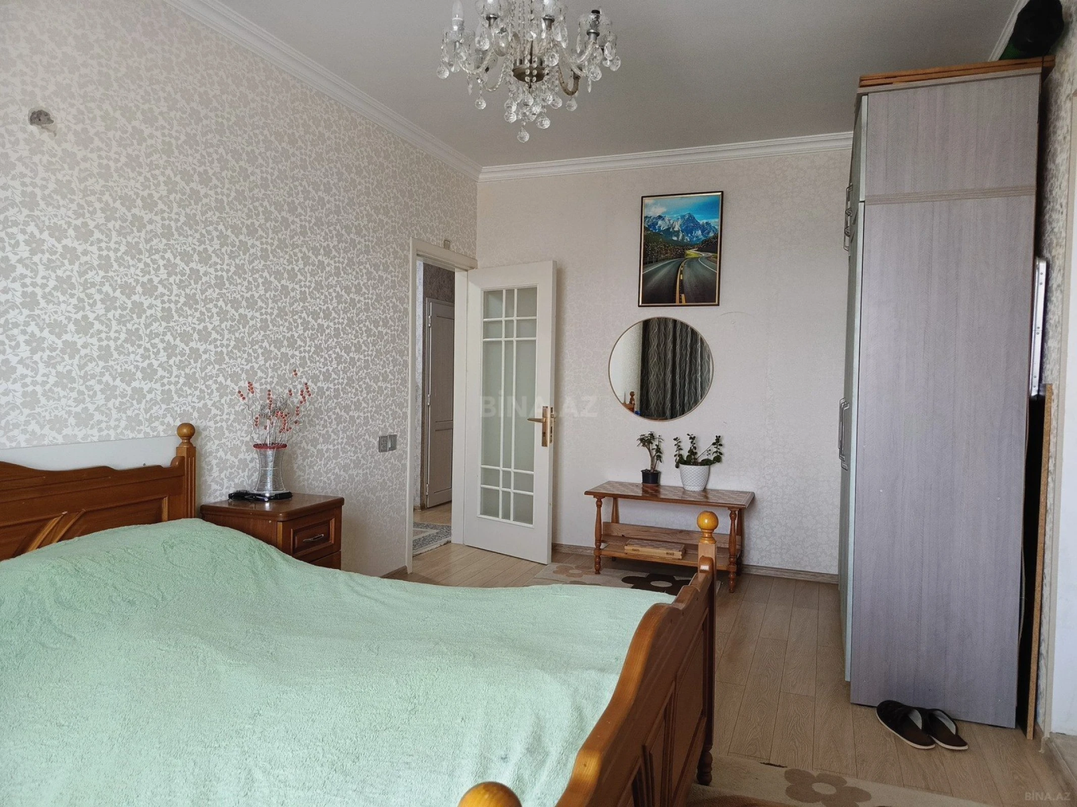 Satılır 4 otaqlı mənzil 110 m²