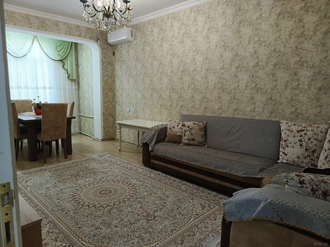 Satılır 4 otaqlı mənzil 110 m²