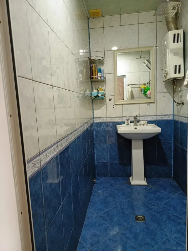 Satılır 4 otaqlı mənzil 110 m²