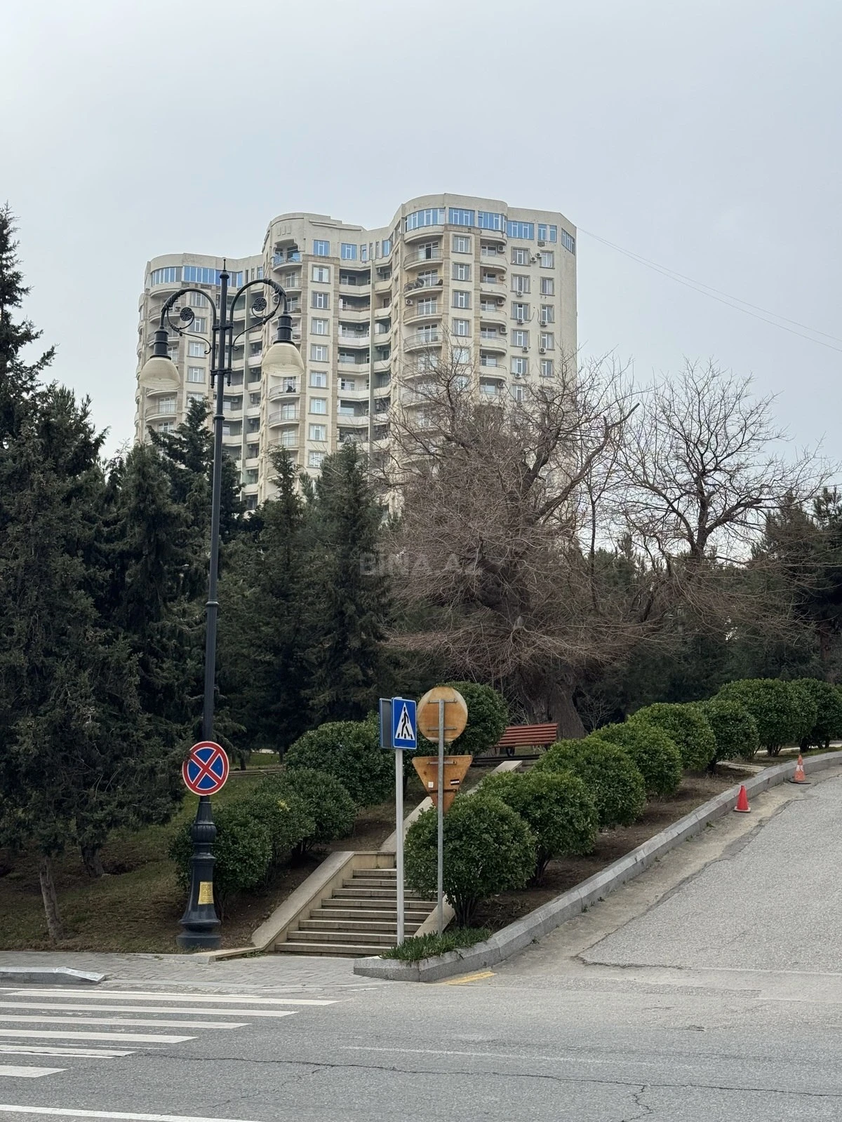 Satılır 3 otaqlı mənzil 75 m²