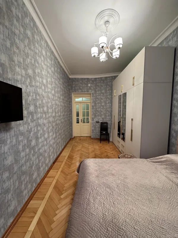 Satılır 3 otaqlı mənzil 75 m²