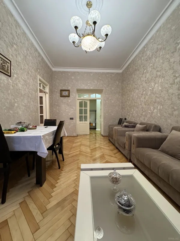 Satılır 3 otaqlı mənzil 75 m²