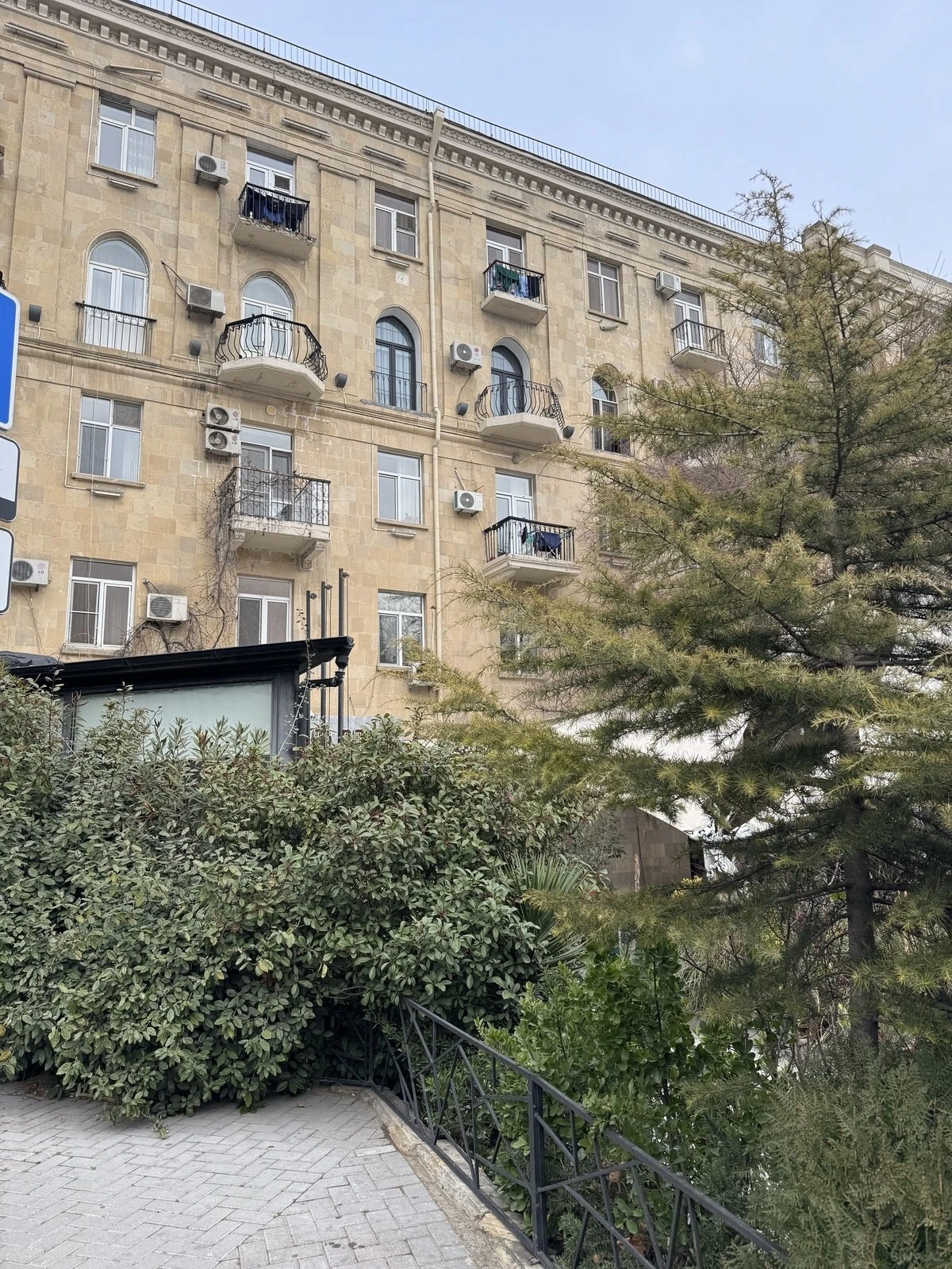 Satılır 3 otaqlı mənzil 75 m²
