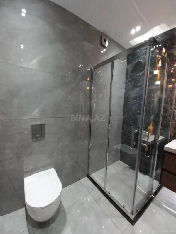Satılır 2 otaqlı mənzil 68 m²