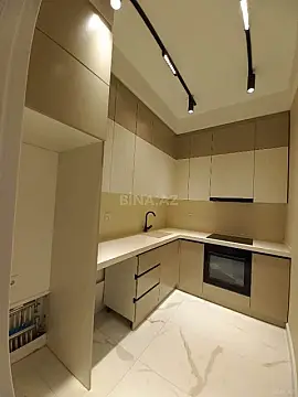 Satılır 2 otaqlı mənzil 68 m²