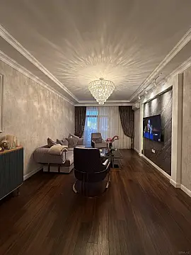 Satılır 3 otaqlı mənzil 138 m²