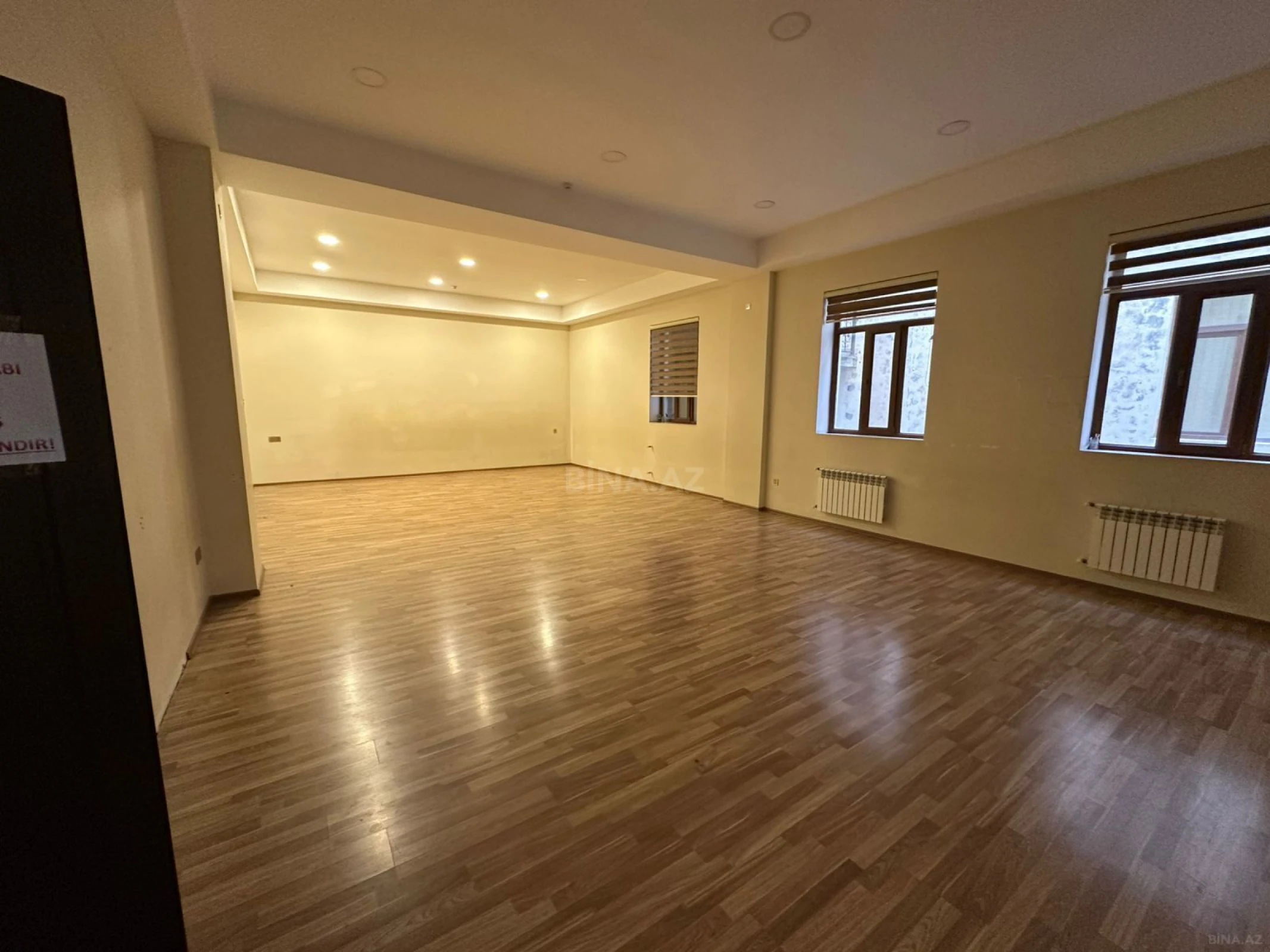 Kirayə verilir 11 otaqlı ofis 600 m²