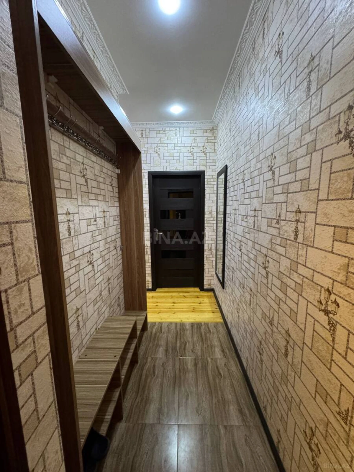 Satılır 3 otaqlı mənzil 71 m²