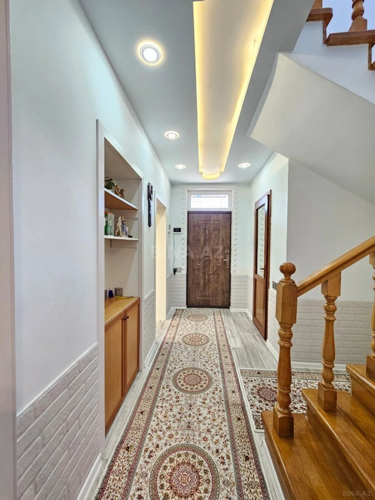 Satılır 4 otaqlı həyət evi 130 m²