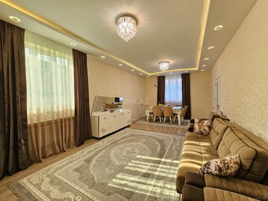 Satılır 4 otaqlı həyət evi 130 m²