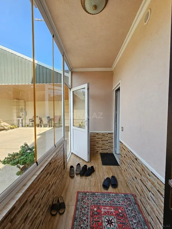 Satılır 4 otaqlı həyət evi 130 m²