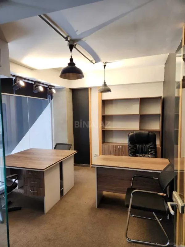 Kirayə verilir 1 otaqlı ofis 52 m²