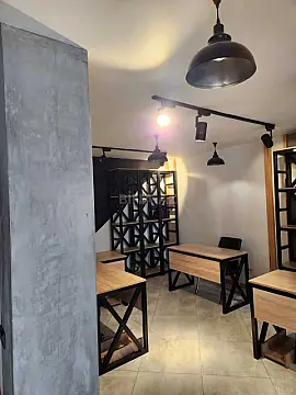 Kirayə verilir 1 otaqlı ofis 52 m²