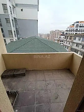 Satılır 3 otaqlı mənzil 130 m²