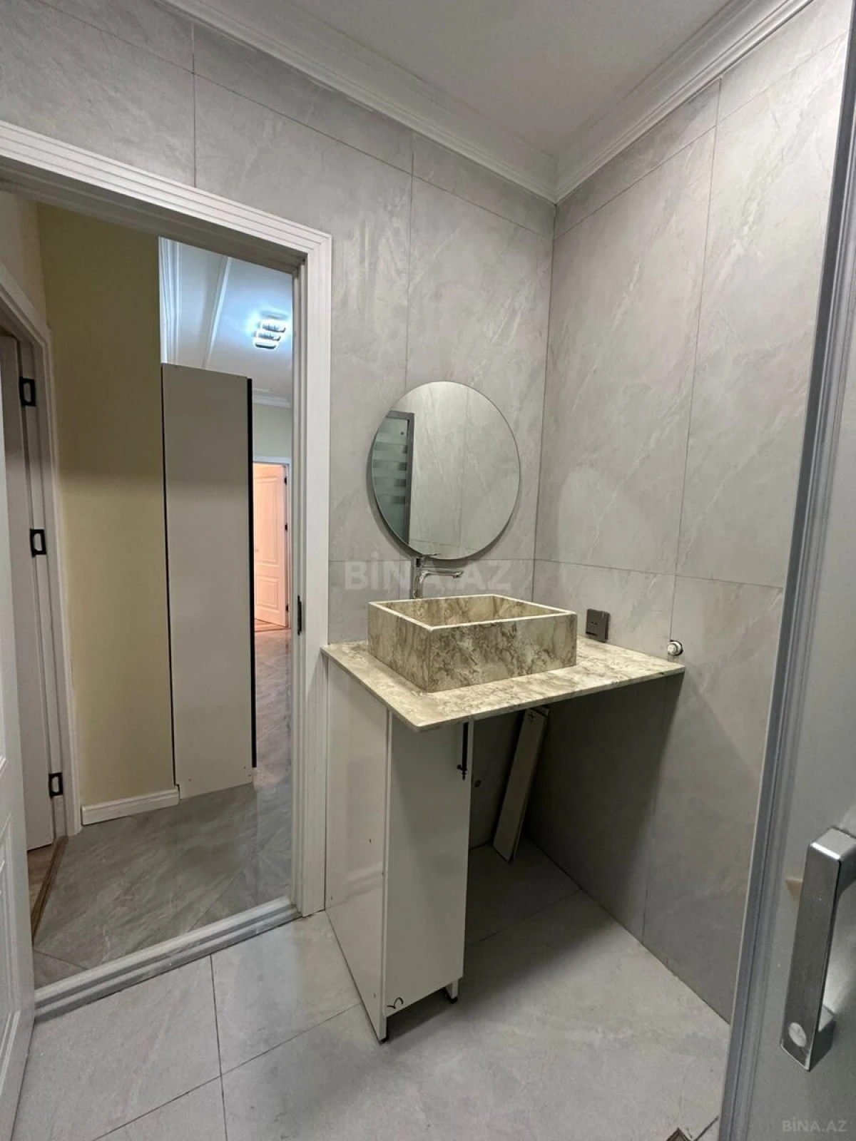 Satılır 3 otaqlı mənzil 77 m²